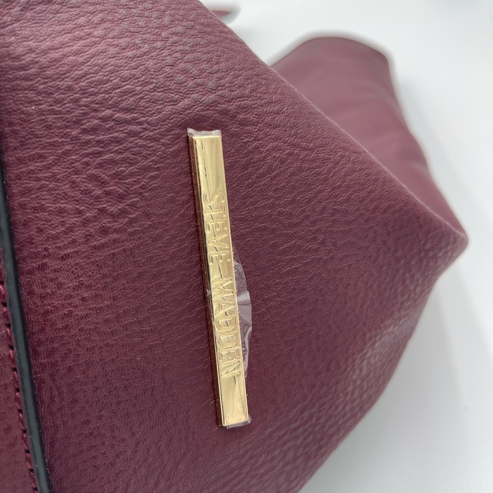 Steve Madden Cranberry Satchel with Extra bag - Picture 7 of 10
